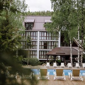 Yaremche Club Hotel